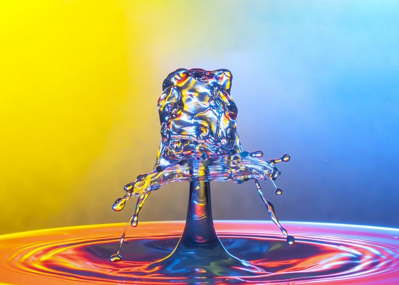 waterdrop,photography,abstract,liquid,art,color,light Liquid sculpture фото превью