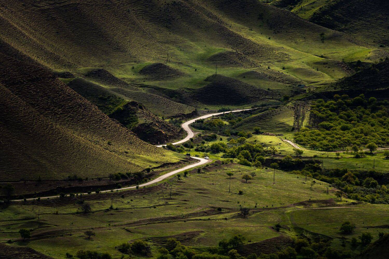 road, green, mountains, Maria Pochikaeva