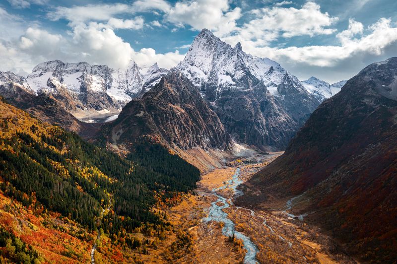 чотча, туманлыкель, домбай, теберда, кавказ, карачаево-черкесия Гора Чотча фото превью