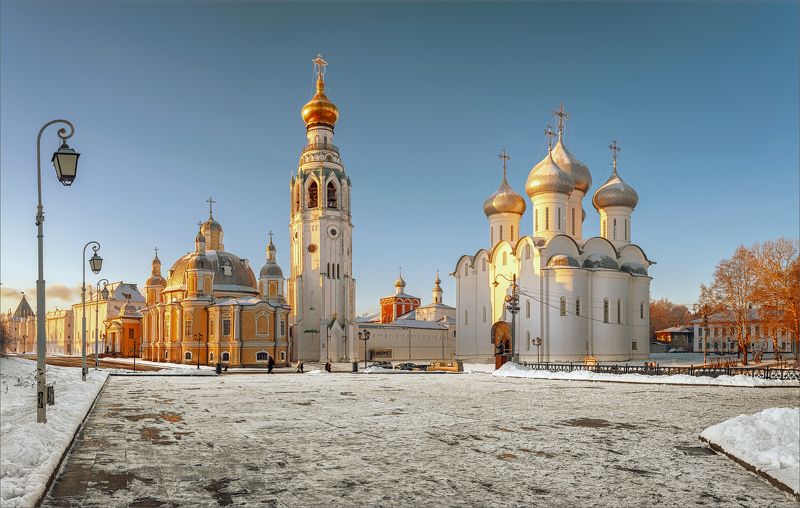пейзаж, архитектура, панорама, храм, осень, утро, свет, цвет, александр никитинский Ансамбль Вологодского кремля... фото превью