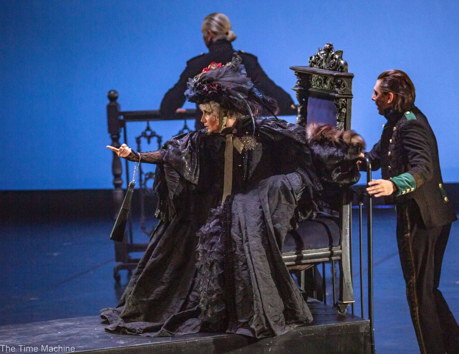 , Михаил Бове