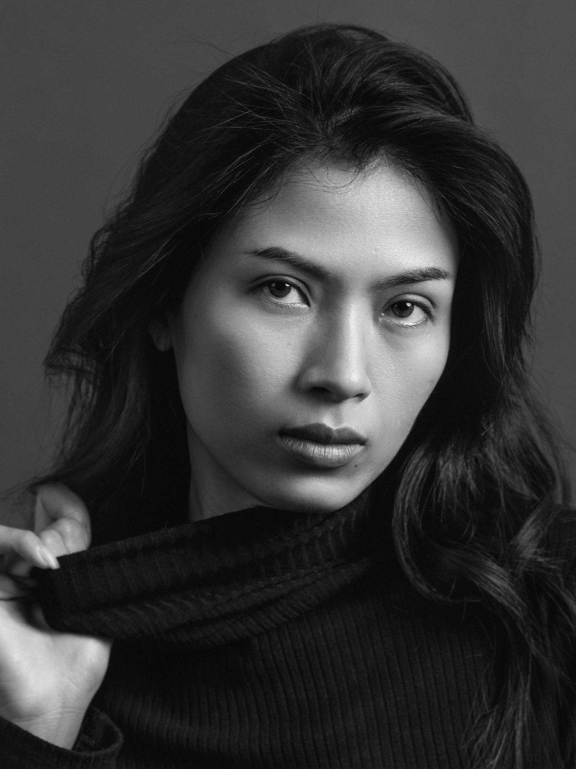 asian, vietnam, vietnamese, portrait, face, woman, female, studio, monochrome, black and white, bw, bnw, Nguyen Hoang Viet