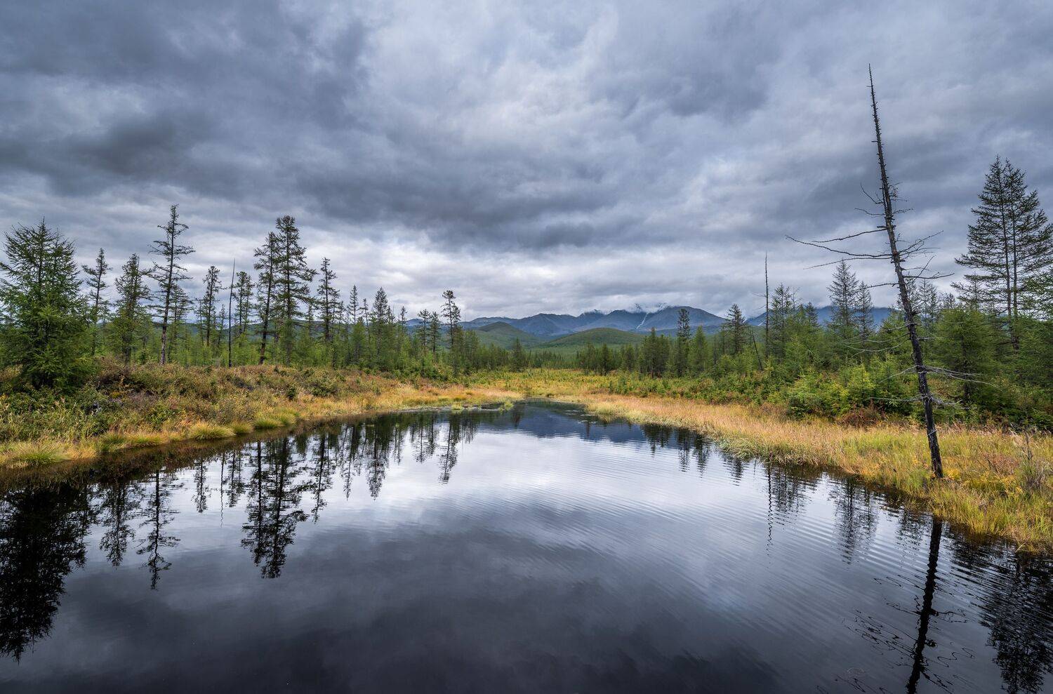 Большой Аннгачак, Колыма, горы, облака, Evgeniy Khilkevitch