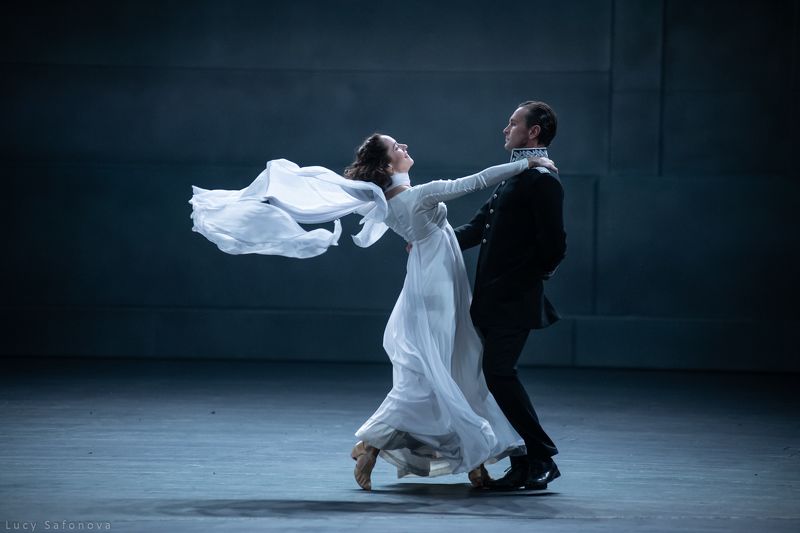 театр, Театр Вахтангова, театральная фотография Война и Мир Театр Вахтангова фото превью