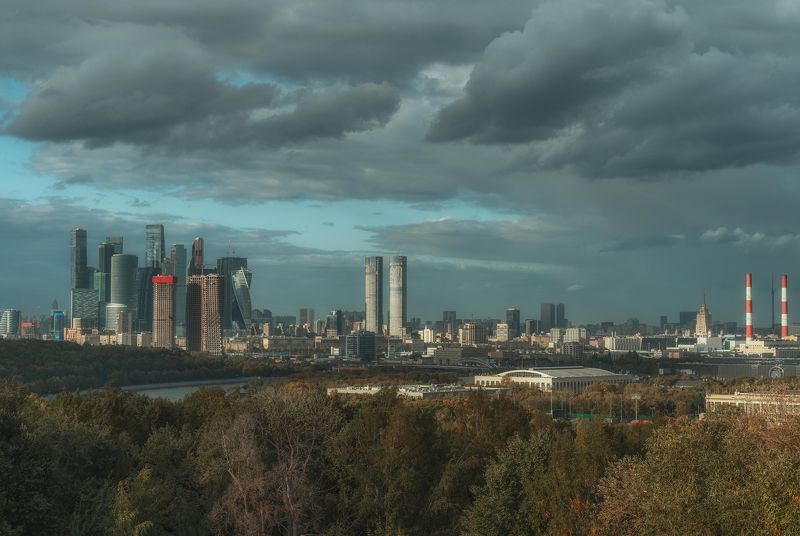 Москва сити осенняя фото превью
