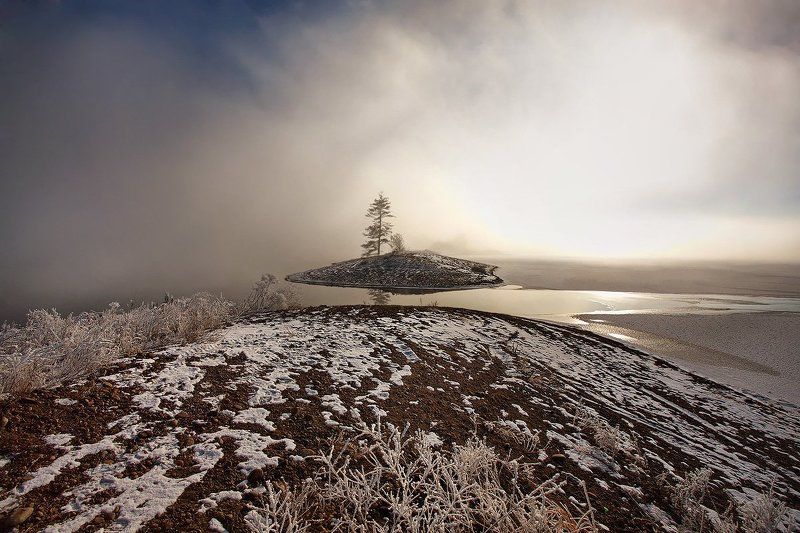 Там мир иной в глаза посмотрит... фото превью