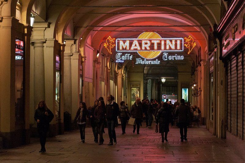 Италия, Пьемонт, Турин, город, вечер, огни, иллюминация Планета Torino фото превью