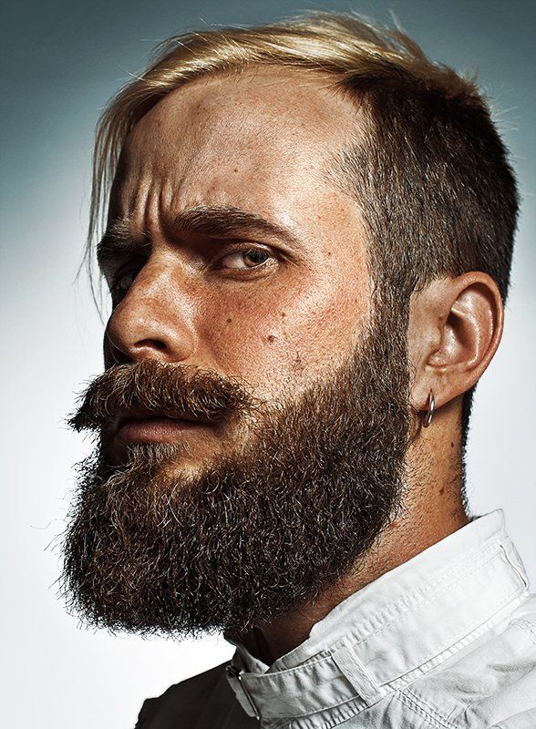 Beard, Boy, Cover, Editorial, Esquire, Face, Man, Man\'s portrait, Mood, portrait, Skin, Strong, Борода, Взгляд, Журнал, Лицо, Мужской портрет, Мужчина, Настроение, Обложка, Парень, Портрет Мужской портрет в стиле Esquire фото превью