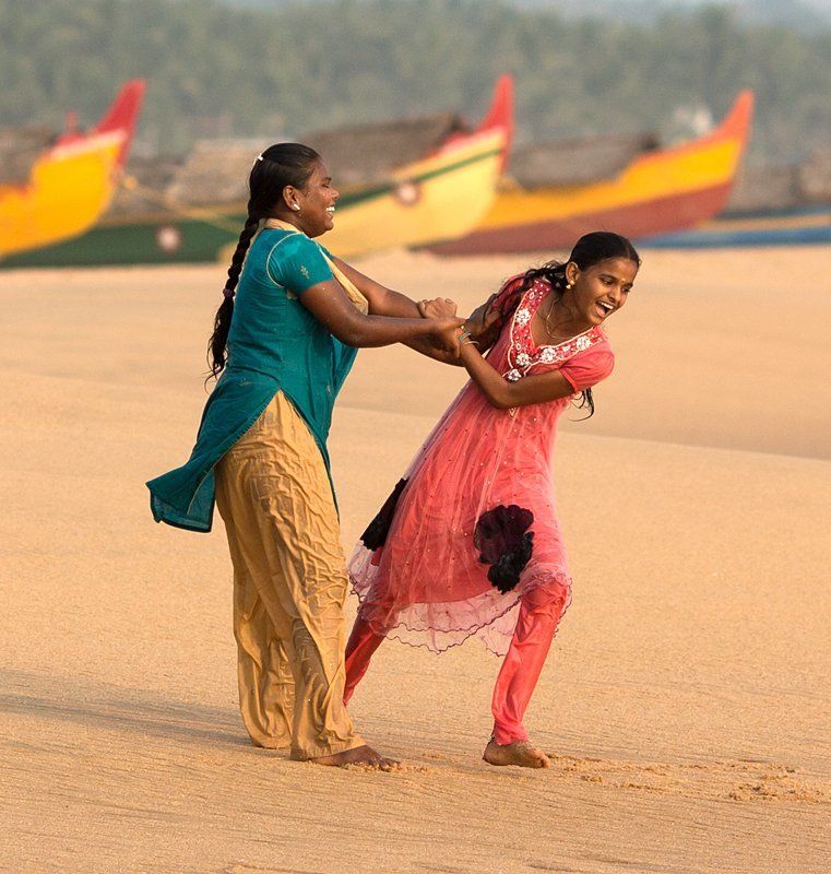Bathers фото превью