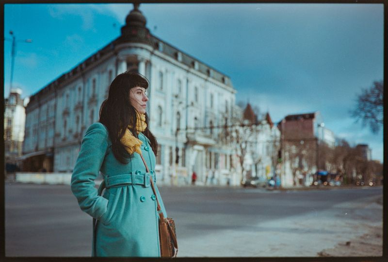 girl , city , film , nikon F80 , portraits , street  Veronika фото превью