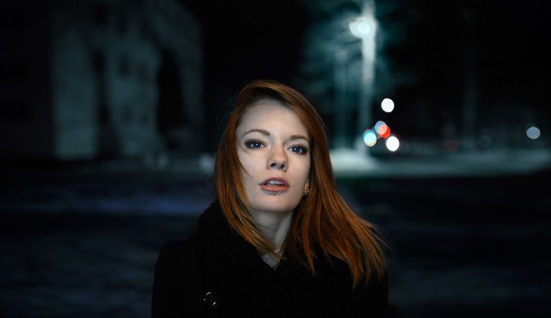 город, девушка, ночь, портрет, рыжая Вечерняя прогулка фото превью