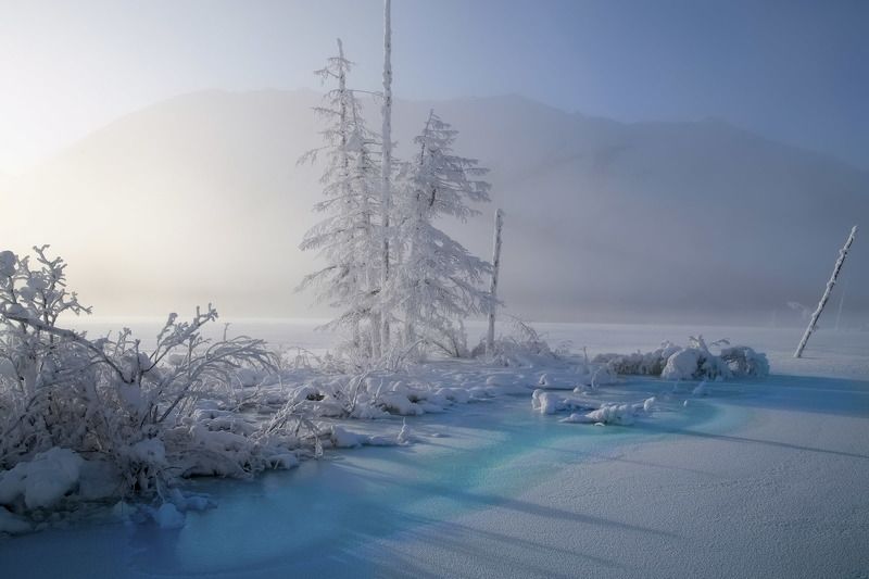 Зимняя наледь в Якутии. фото превью