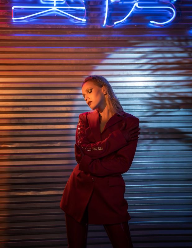 Neon фото превью