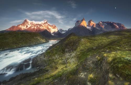 Утром в парке Torres del Paine, Чили, Патагония