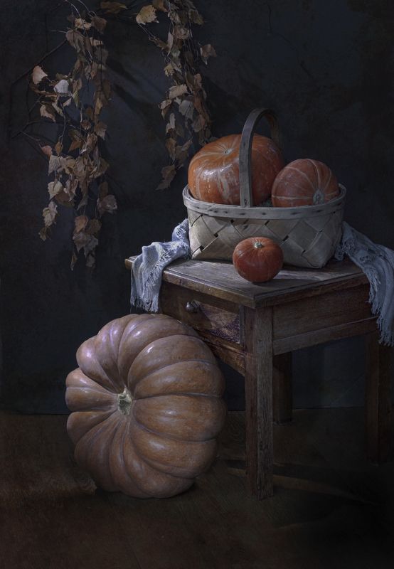 тыква,корзина,шарф,ветки березы. Тыква фото превью