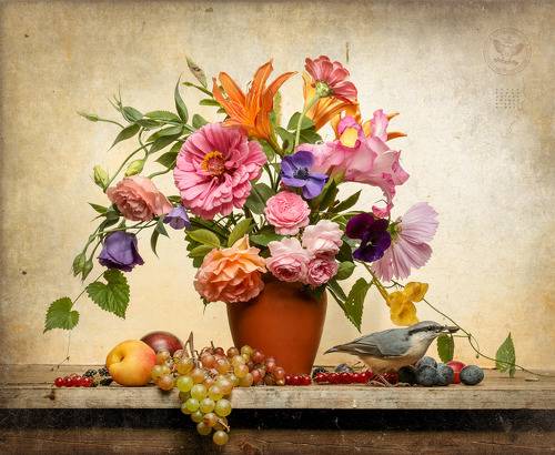 Натюрморт с глиняной вазой