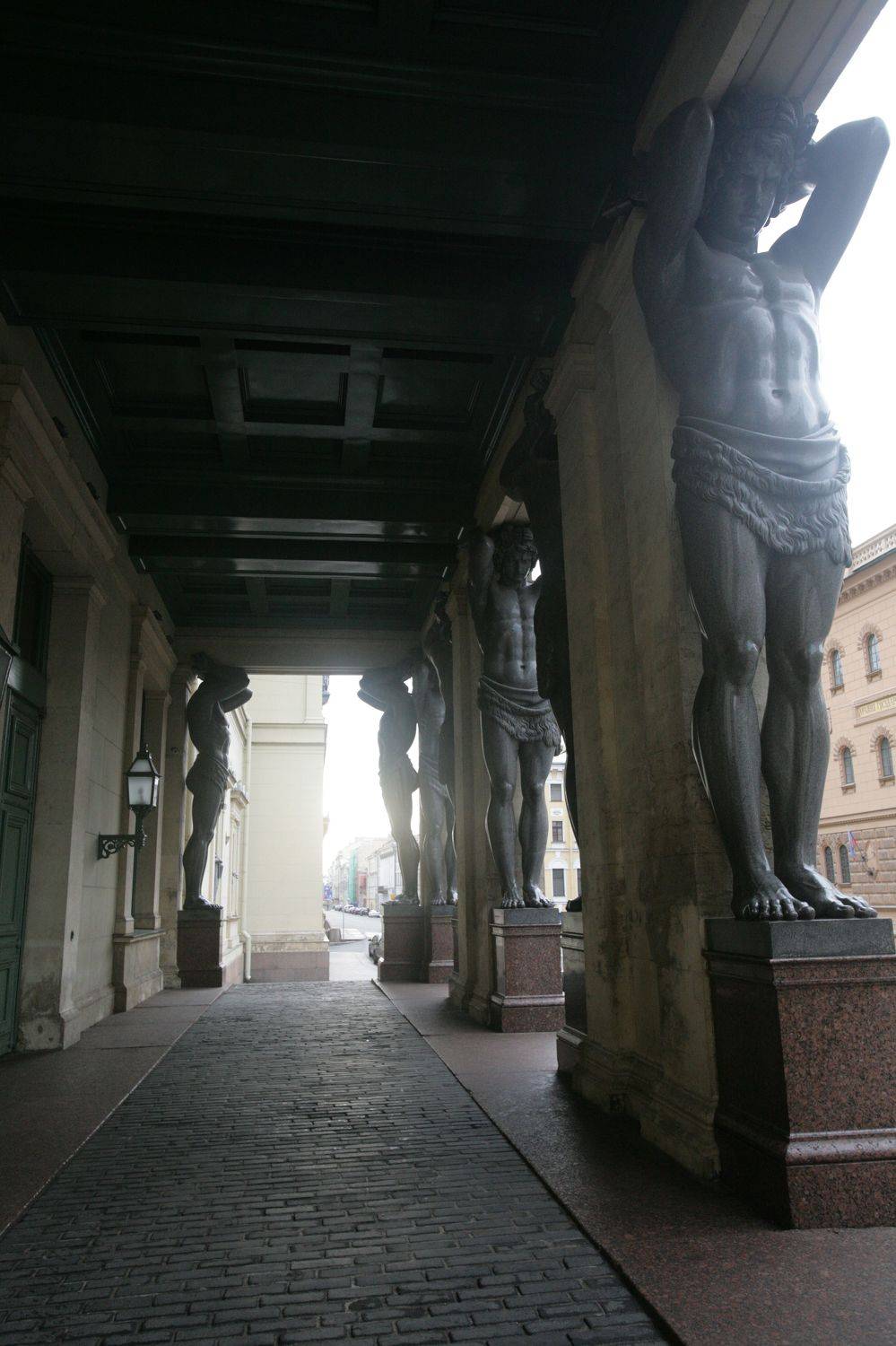 , ИГОРЬ МЕЛЬНИКОВ