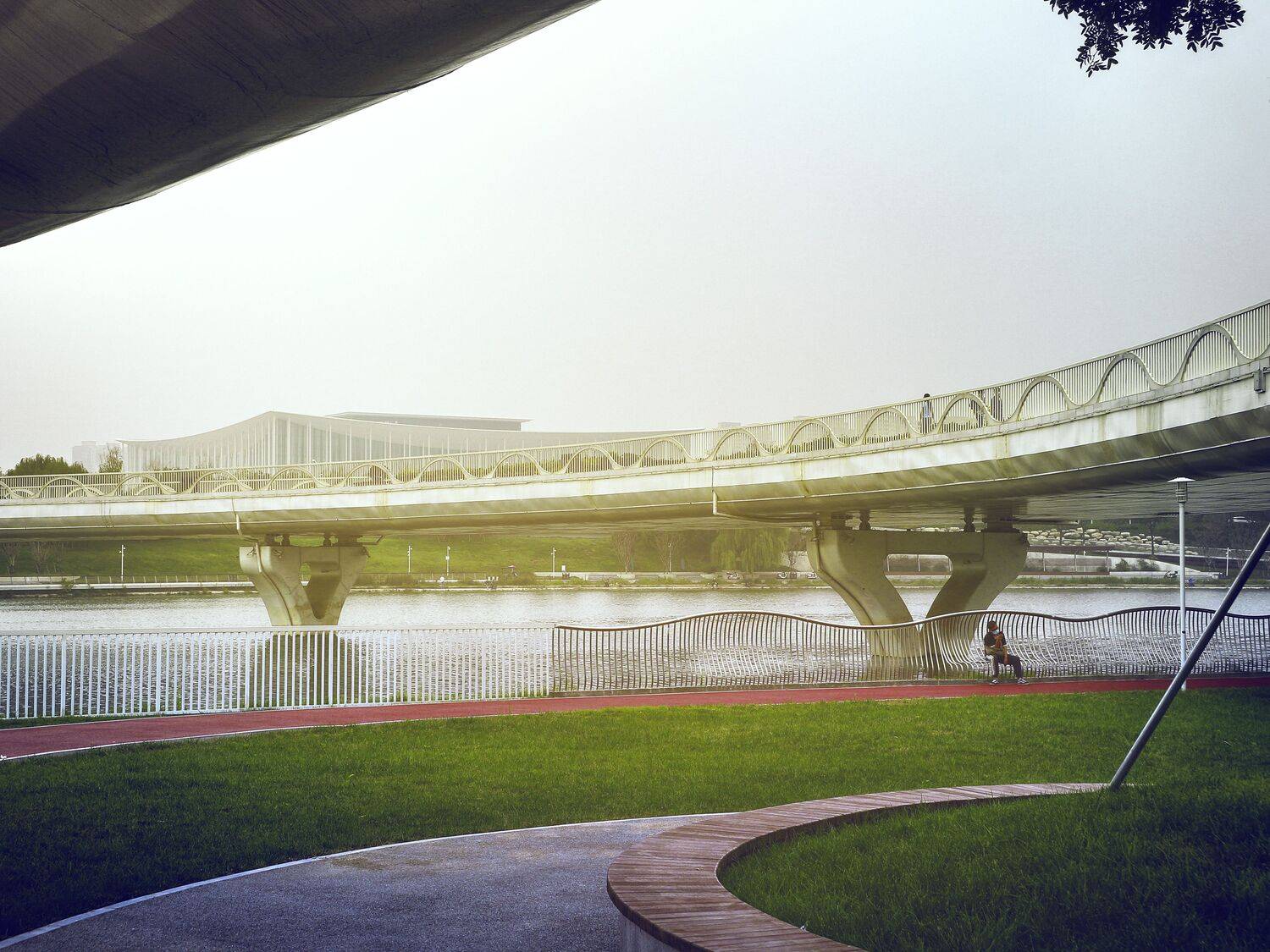 桥, 吴 微雨墨烟鸿