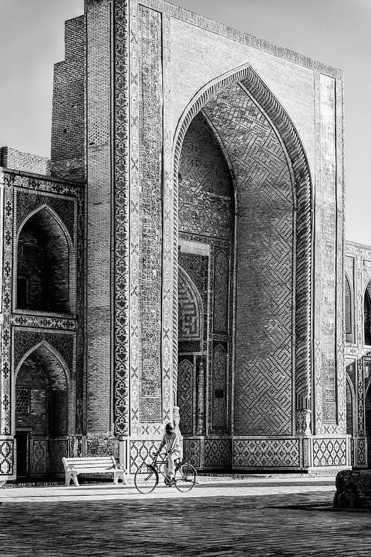 Утренний велосипедист фото превью