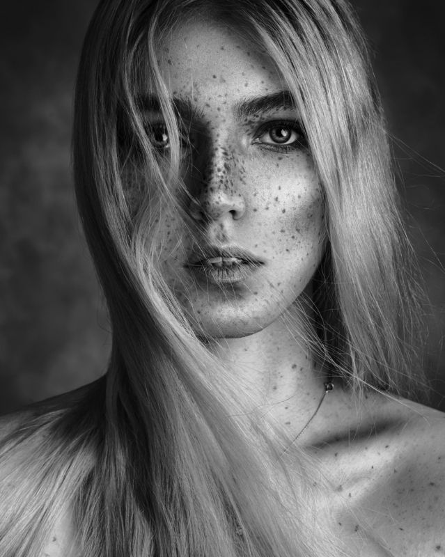 portrait, portraitphotography, woman, femaleportrait, studio, studioshot, blackandwhite, retouch, model, makeup Zack фото превью