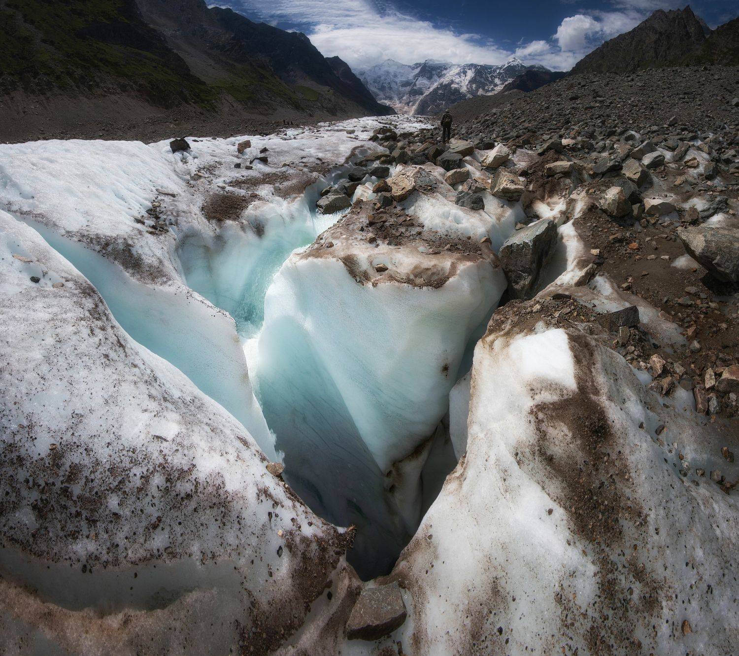 кавказские горы, ледник, безенги, Наргиза Кахарова