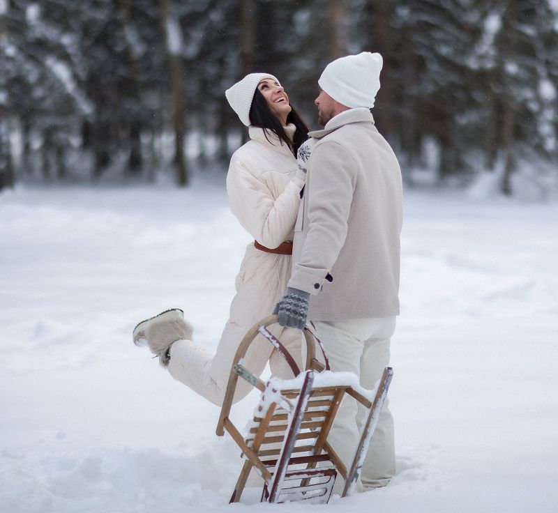 влюбленные, эмоции, любовь,зима,санки,лес, природа, lover, emotional, nature, winter, sledge, forest Жаркая зима фото превью