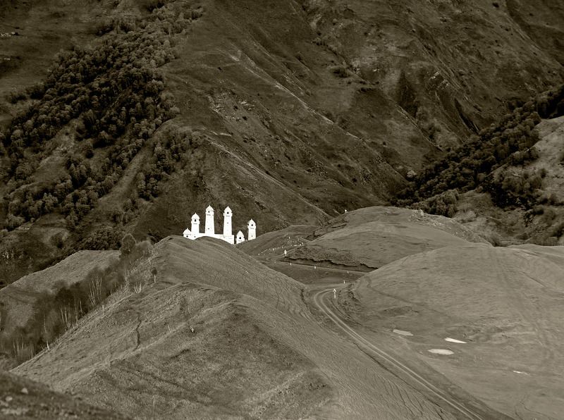 Кавказ, Чечня, Шарой, dzen.ru/rezvan, Космические тайны Кавказа Башни посёлка Шарой фото превью