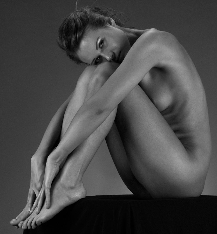 одесситки , девушки, красивые, ню Стремление к квадрату в форме округлостей. фото превью