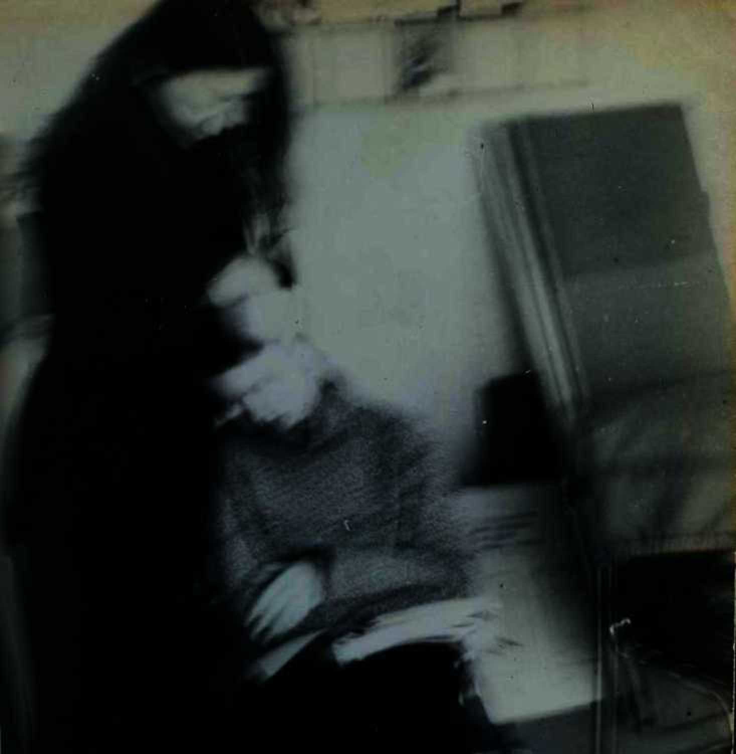 пианино, Deep in Violet