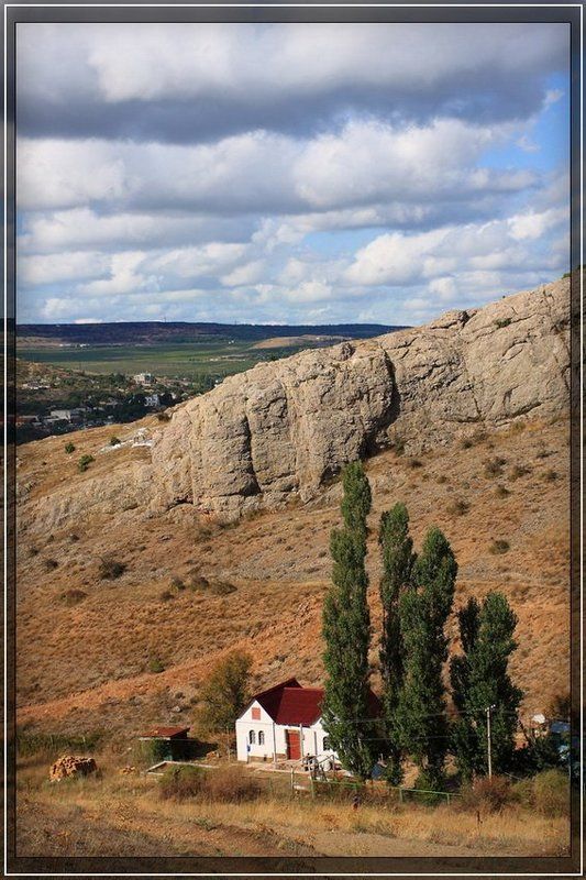 крым, горы, холмы, ясень У подножия гор фото превью