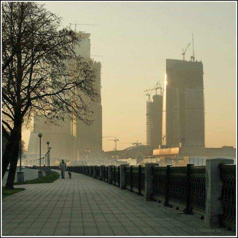 город,москва, сити, осень, ностальгия,закат, набережная, кулешов Про городское одиночество... фото превью