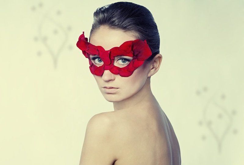 Mask from roses фото превью