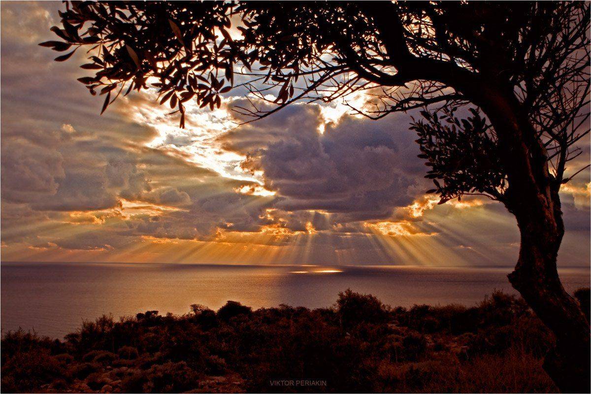 , Виктор Перякин