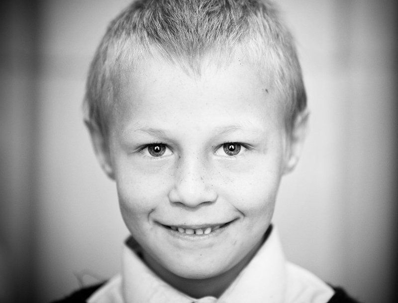 Мальчишка из школы-интерната фото превью