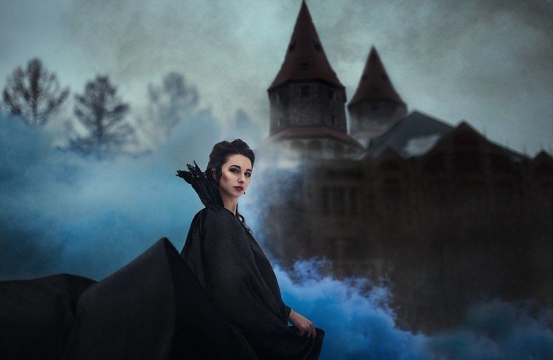 Beautiful, Beauty, Black and white, Castle, Evil, Evilqueen, White, Woman  фото превью