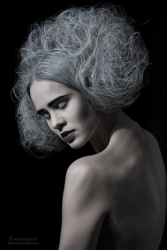 Foto Pin, Grizzled, Hair, Silver, Tape, VHS Silver фото превью