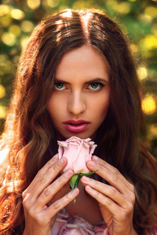 девушка цветы природа красота портрет Blooming girl фото превью