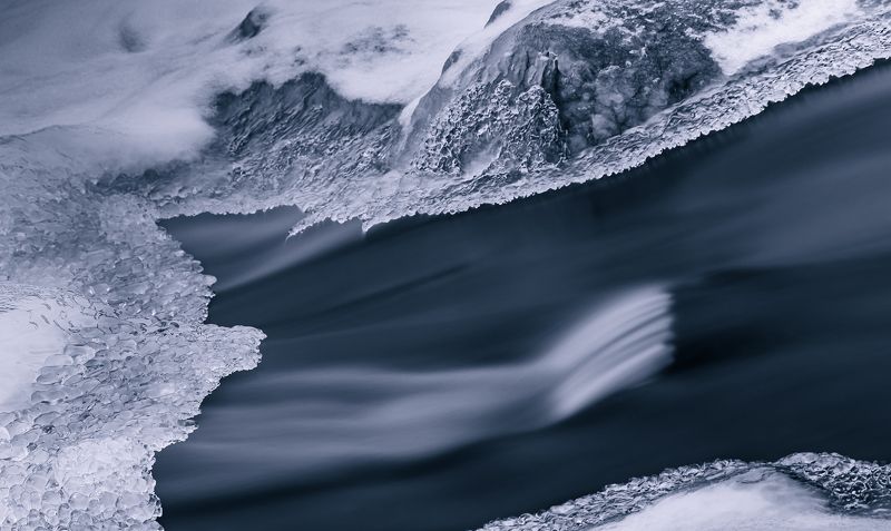 Маленький водопад фото превью