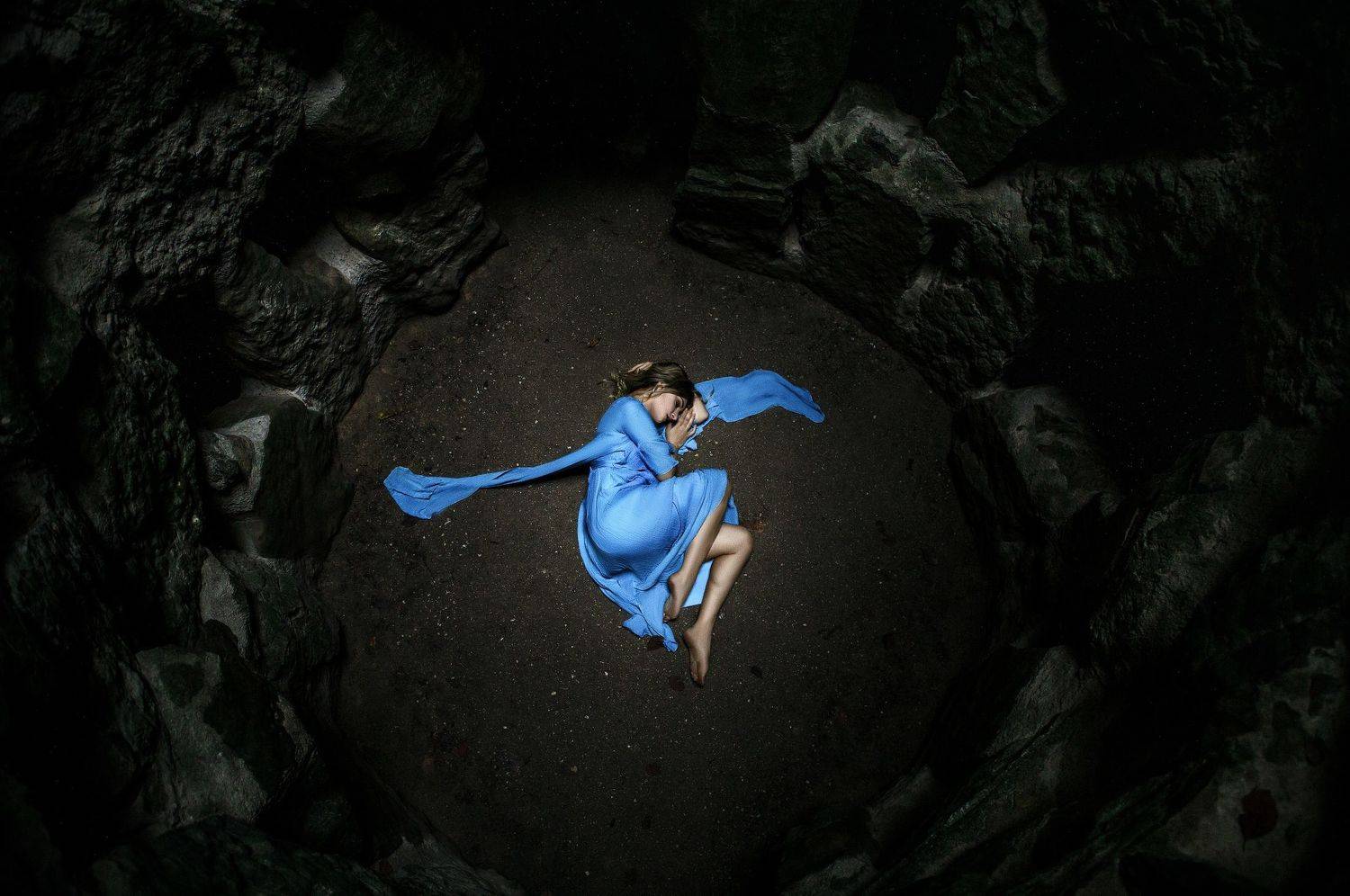 raindrop, garden, fall, sleep, blue, nature, stone, rocks, woman, model, beautiful, Катерина Клио