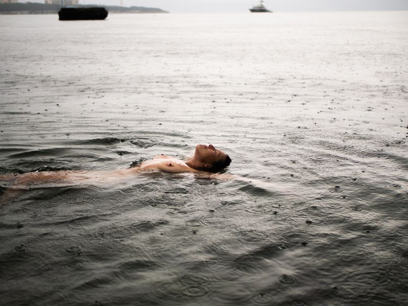 Дождь на море фото превью