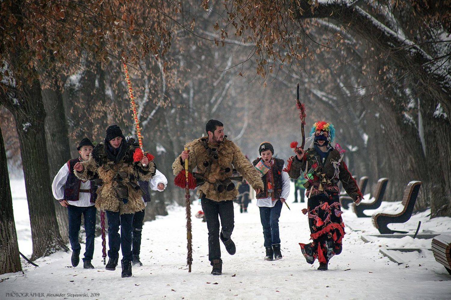 carolers, Alexander Slepcowski