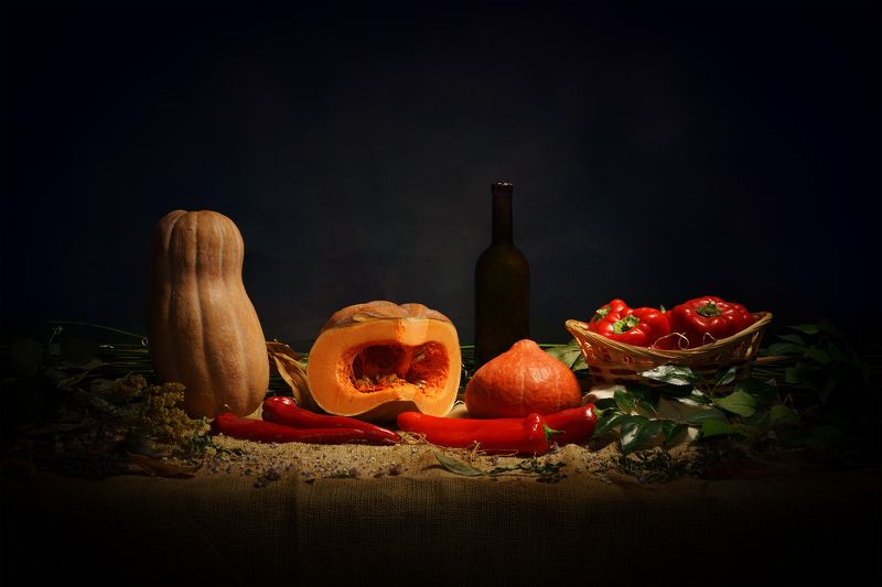 Натюрморт с тыквами и перцами фото превью