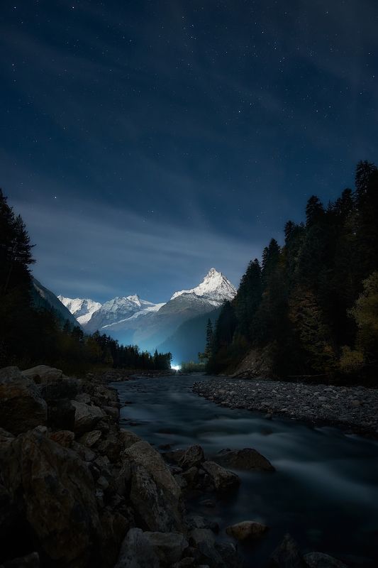 Ночь в Домбае фото превью