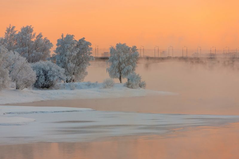иркутск, зима, закат, мороз, куржак, иней. ангара. Морозный вечер. фото превью
