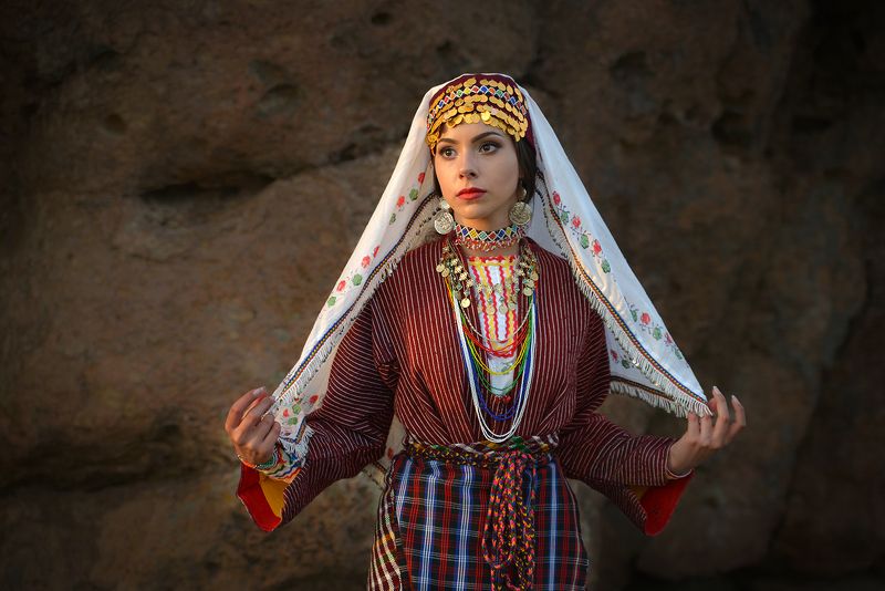 Девушка из Родоп фото превью