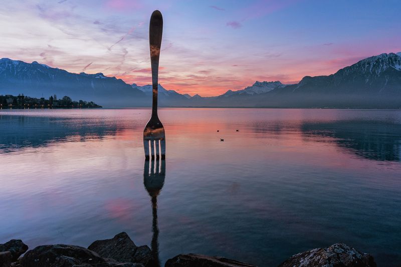fork; vevey; switzerland; sunrise; leman; tranquil; reflection; skylight, moutians The famous fork фото превью
