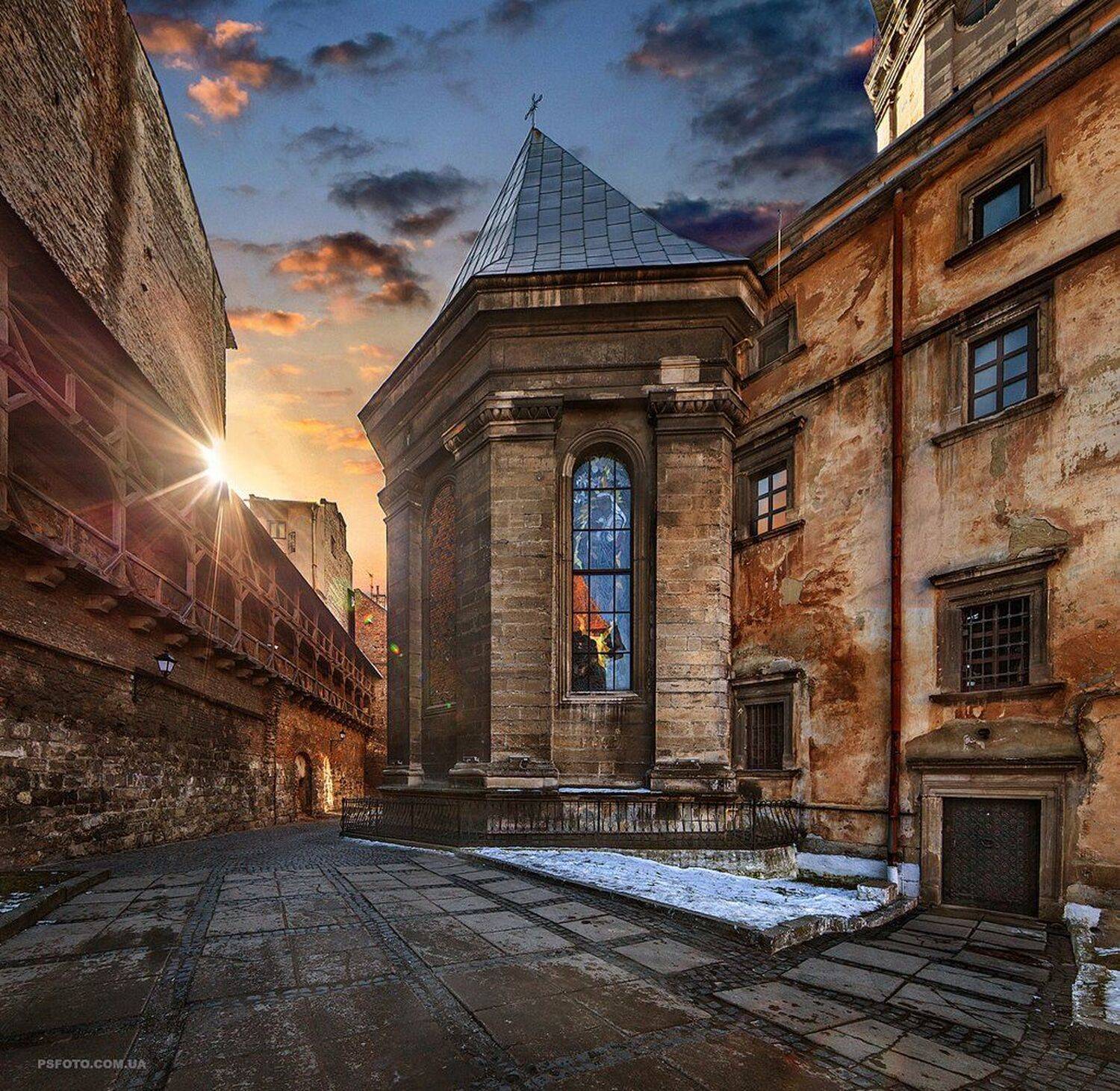 2015, Architecture, City, Sun, Ukraine, Архитектура, Костел, Солнце, Старый город, Украина, Полюшко Сергей