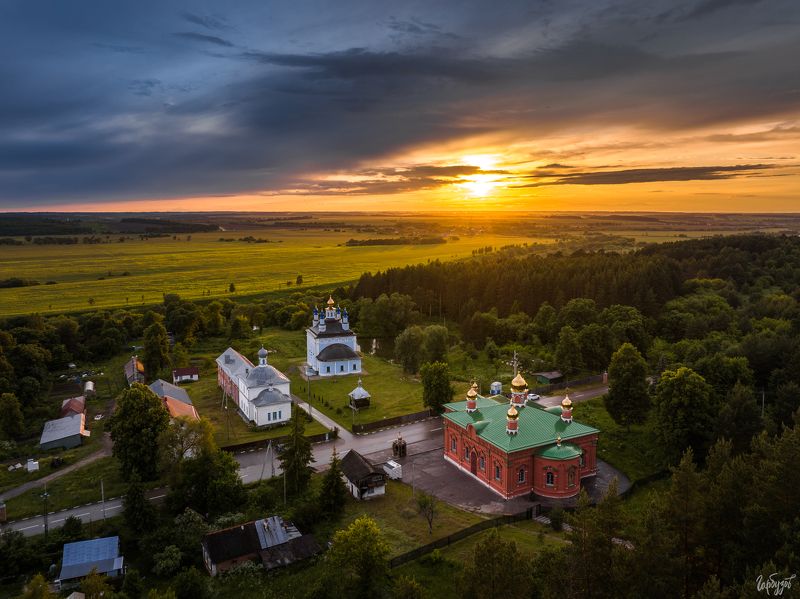 Свято-Введенский Макариевский Жабынский мужской монастырь. Тульская область. фото превью