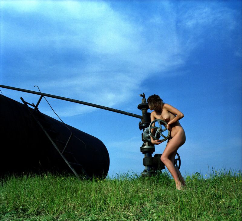 Нефть фото превью