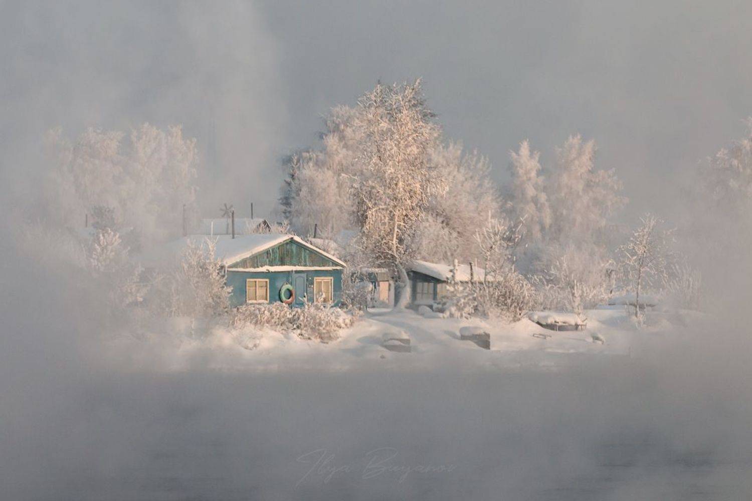 иркутск, ангара, остров, домик на острове, рыбацкая хижина, зима, мороз, туман, иней, куржак, сибирь, Буянов Илья